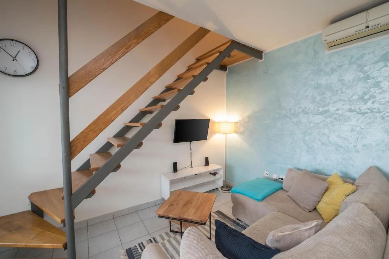 Cozy Apartment Close To The Beach And City Centre Umag Croatia